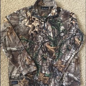 Camo fleece half zip pullover